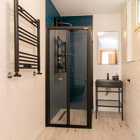3 Bedroom Exclusive Uskudar I Stambuł